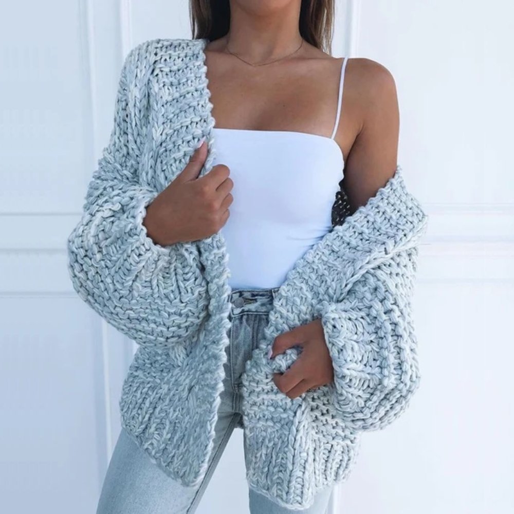Zyra™ | Oversize Strikvest til Hygge