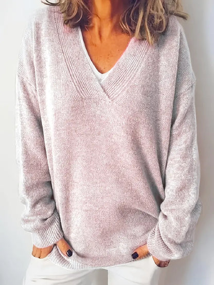 Zyra™ | Blød og Tidløs V-Hals Sweater